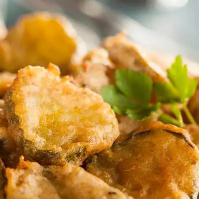basket of best fried pickles cooked in air fryer