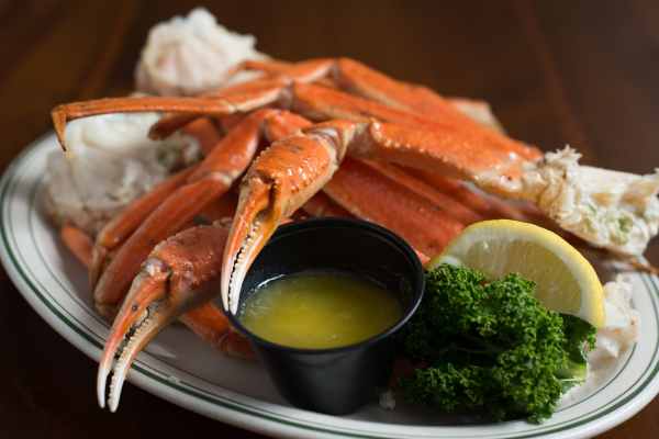 how to reheat leftover crab legs